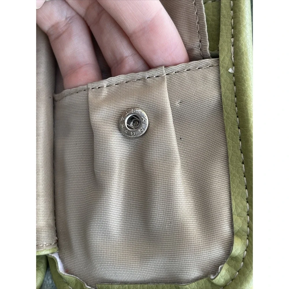 NINE WEST Green Wristlet Cell Phone Case Organizer  ID‎